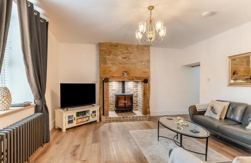 Amble House | 2 Bed in Amble 91206