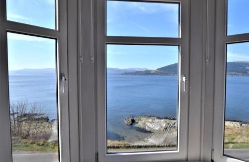 Kilcreggan Apartment | 2 Bed in Cove 87473