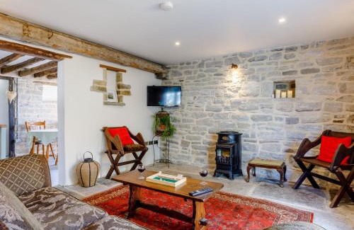 Glastonbury House | 2 Bed in Glastonbury 79122