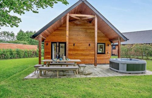 Upper Killay House | 2 Bed in Gower 91723