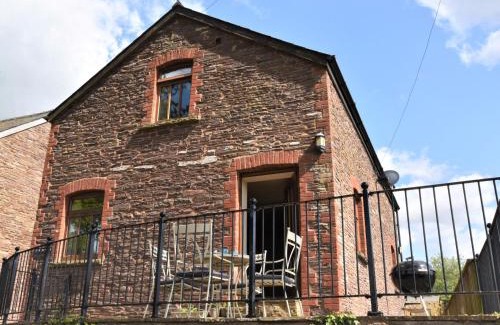 Llanfihangel Tal-y-llyn House | 2 Bed in Llangorse 91085
