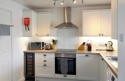 Borth Cottage | 2 bedroom accommodation in Borth, near Aberystwyth