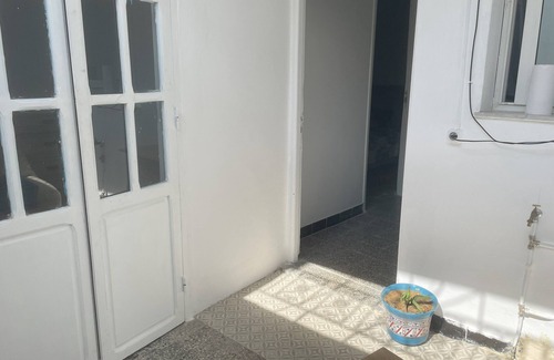 Kheredine Apartment | 2-bedroom apartment 4 min beach - WiFi
