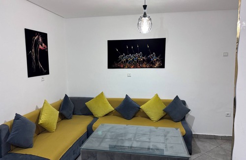 Hay El Qods House | 2-bedroom apartment in welcoming Oujda with AC, WiFi