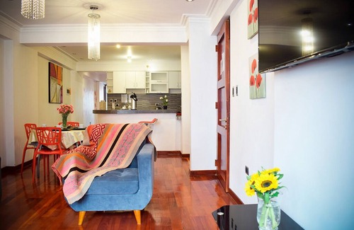 Cusco Apartment | 2 bedroom apartment with living room, kitchen and breakfast