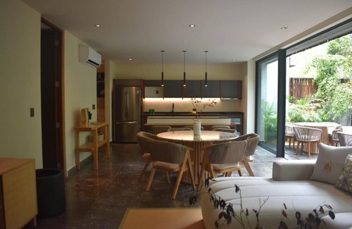 Playa Paraiso Apartment | 2 bedroom apartment with private bathroom, private jacuzzi in the garden.