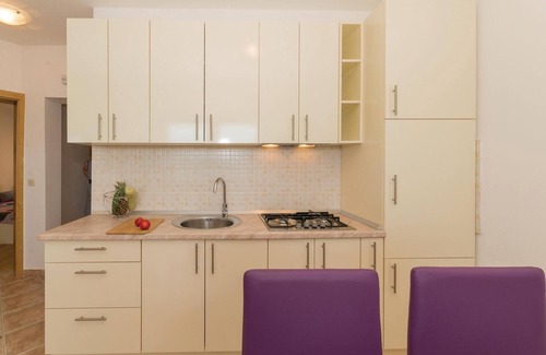 Vlasici Apartment | 2 bedroom awesome apartment in Vlasici