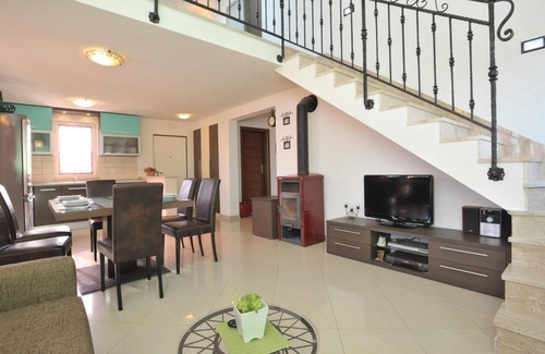 Neoric House | 2 bedroom beautiful home in Neoric