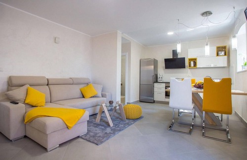 Stancija Vodopija House | 2 bedroom beautiful home in Porec