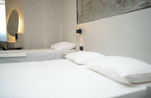 Denizli Bed & Breakfast | 2-bedroom bed & breakfast in charming Denizli with AC, WiFi