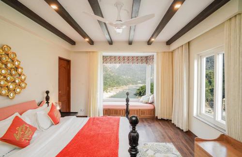 Tapovan Apartment | 2 Bedroom Ganga View ALOHA Apartment