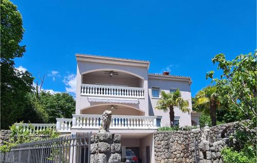 Mihotici Apartment | 2 Bedroom Gorgeous Apartment In Pobri