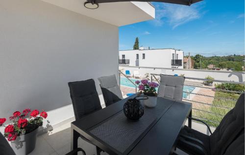 Murine Apartment | 2 Bedroom Gorgeous Apartment In Umag