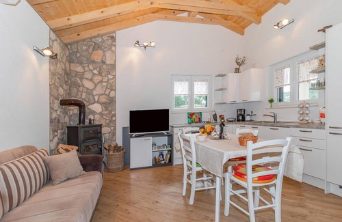 Novi Vinodolski House | 2 bedroom gorgeous home in Klenovica