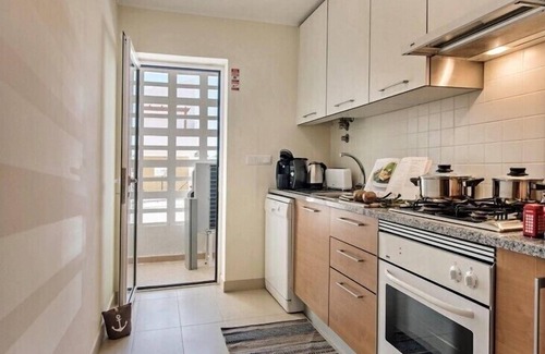 Canada Apartment | 2 bedroom apartment.