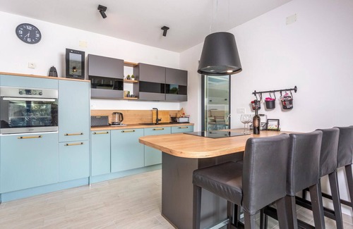 Municipality of Omisalj Apartment | 2 bedroom stunning apartment in Omisalj