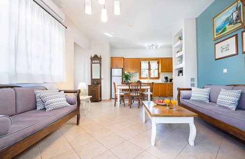 Pagkalochori Villa | 2-Bedroom Villa Marilia With Private Pool