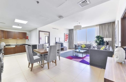 Al Satwa Apartment | 2 Bedroom w/Infinity Pool Near DWTC