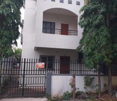 Nashik House | 2 BHK ENTIRE ROW HOUSE Home stay in nashik