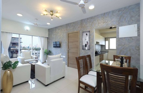 Vile Parle Apartment | 2 BHK Urban Suite (Gagal Home)