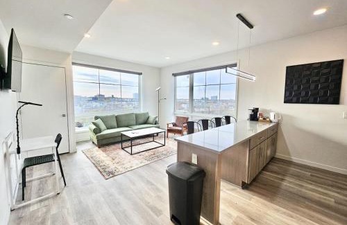 Poplar Apartment | 2 BR in the heart of an old city