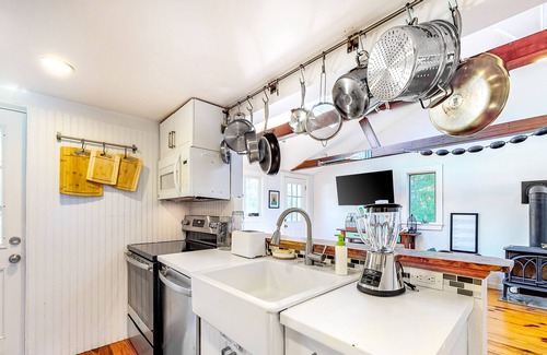 Sea Pines House | 2-building property w/private saltwater pool, gas grill, beach access, fast WiFi