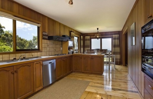 Separation Creek House | 2 Degrees of Separation - Separation Creek