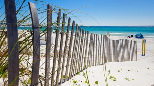 Sunnyside On The Gulf House | 2 Gulf View Balconies! 3 Story Townhome With 4 Bedrooms, 4 Bathrooms! Sleeps12