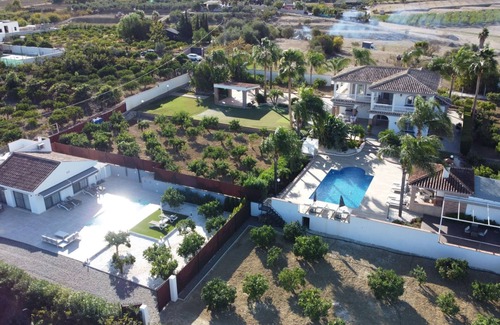 Alhaurin el Grande House | 2 luxury adjoining villas with 2 pools, in 2 acres of countryside (7BR, 7BA)
