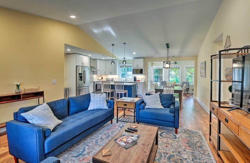 Sea Pines House | 2 Mi to Beach! Sea Pines Resort Home w/Large Yard