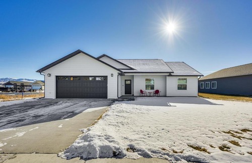 Dillon House | 2 Mi to Beaverhead River Family-Friendly Home!