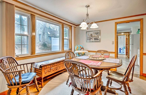 Mashpee Cottage | 2 Mi to Shore: Home w/BBQ & Beach Gear in Mashpee