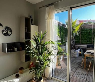 Prado - Republique Apartment | 2 mn walking from Banane Croisette center of Cannes