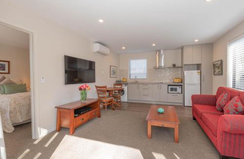 Clyde Apartment | 2 Oaks Cottage Clyde