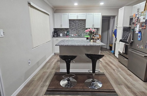 Lakeland House | 2 Qeen Beds 1 Bath Home in Lakeland FL with backyard and parking