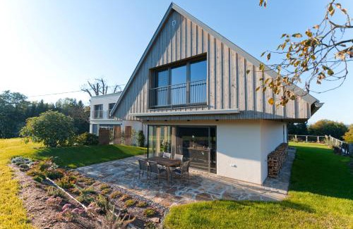 Eibiswald House | 2 stilvolle Ferienhäuser Südsteiermark ruhige Lage top Aussicht & Wallbox