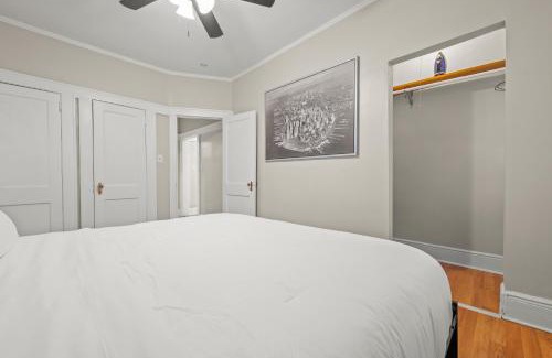 Linden Apartment | 2-Story Stay with Game Lounge & Free Parking Spots - 5 mins to NYC Train