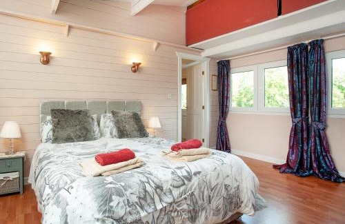 Liverton House | 2 The Folly's - Uk45188