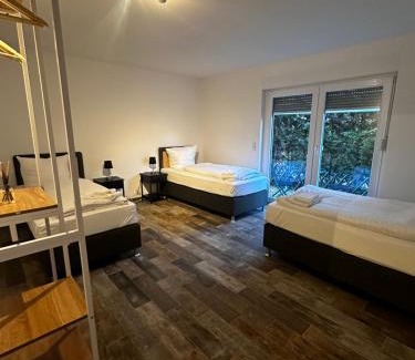 Petershagen Apartment | 2-Zimmer Wohnung, Parkplatz und Terrasse, Nah A10 und Berlin