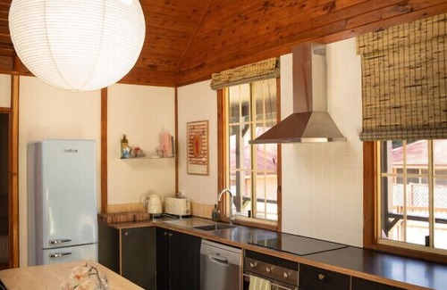 Huskisson Cabin | 20 People/9 Bedroom/13 Beds Cabin Compound in the heart of Huskisson
