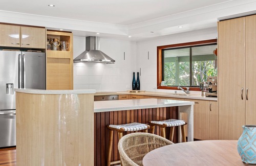 New Brighton House | 20 Steps - STUNNING Beachfront RETREAT. Private beach access. North Byron