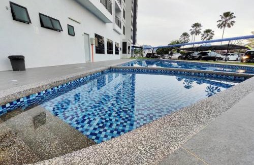 Taman Rapat Damai House | 20p Ipoh, Semi D, shared pool