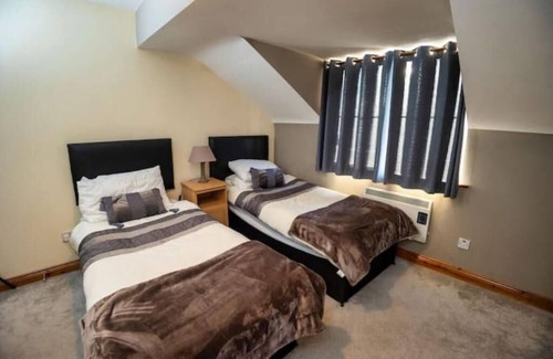 Killarney House | 21 Killarney Holiday Village