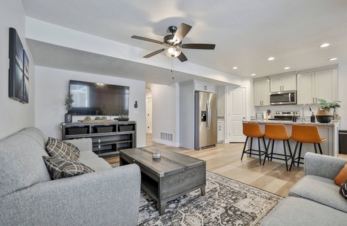 Garden City House | 220 - Bear Lake Escapes. Centrally Located & Beautifully Done