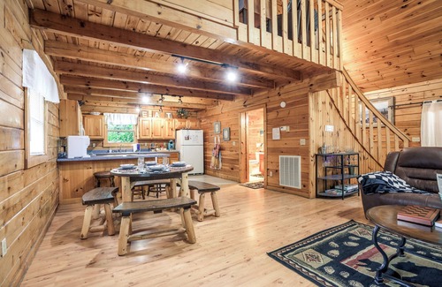 Gatlinburg Cabin | 23 The Cub House