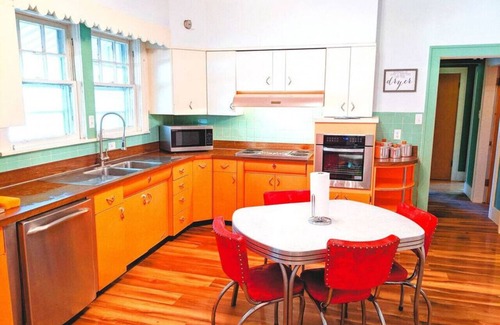 Hot Springs House | 236 Hobson · Huge Single Story Home 1 Mile To Oaklawn & Dwntown