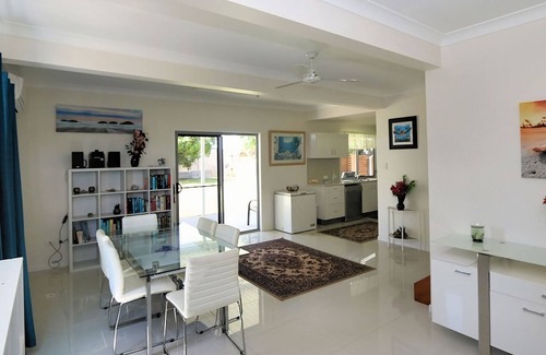 Elliott Heads House | 24 Lihs Street Elliott Heads