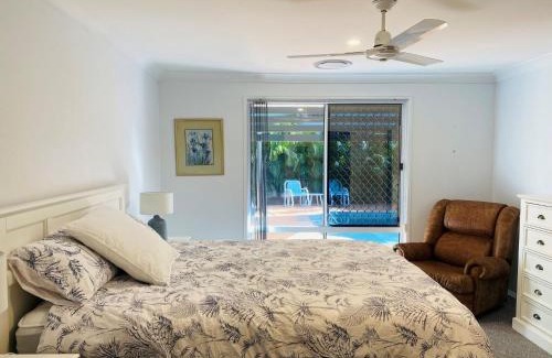Rainbow Beach House | 29 Satinwood Drive - Rainbow Shores. Pets. Pool. Wifi