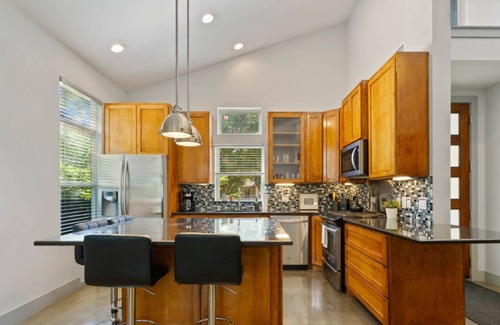 Rosewood Apartment | 2915 E 14th xxxxxxxx