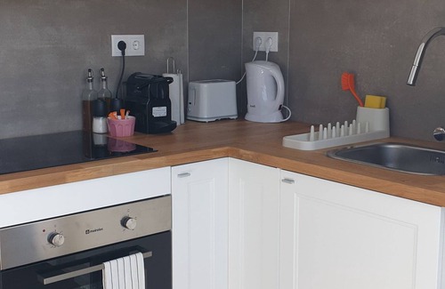 Lumiar Apartment | 2BDR Flat 5min walk to subway & green park